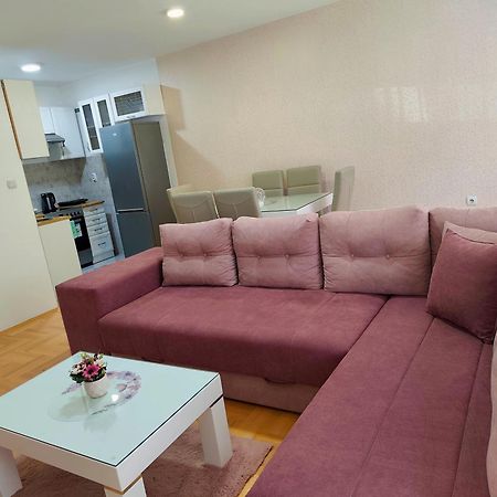 Apartman Lara Pirot Zewnętrze zdjęcie