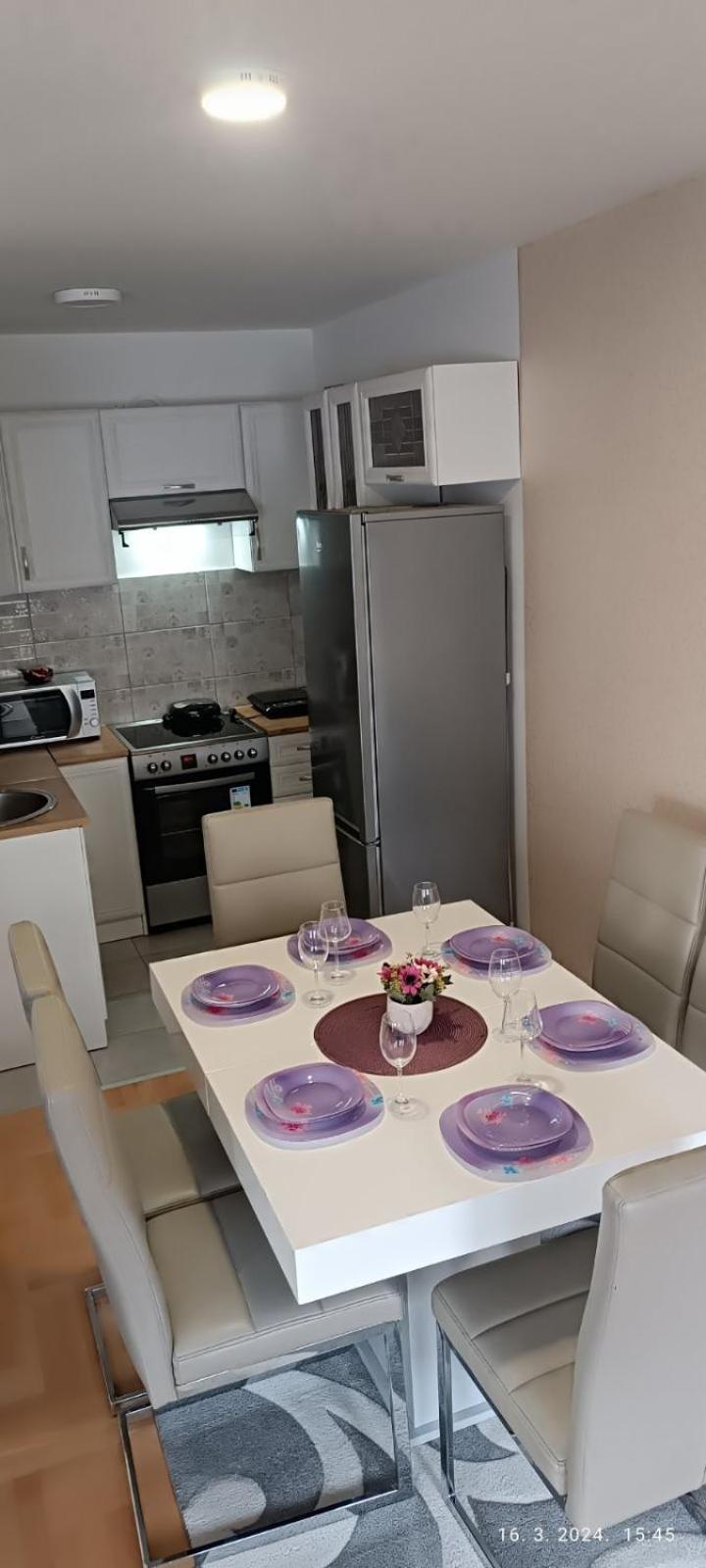 Apartman Lara Pirot Zewnętrze zdjęcie