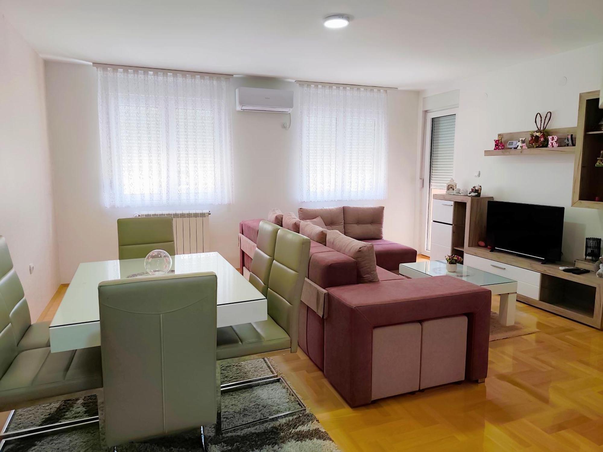 Apartman Lara Pirot Zewnętrze zdjęcie